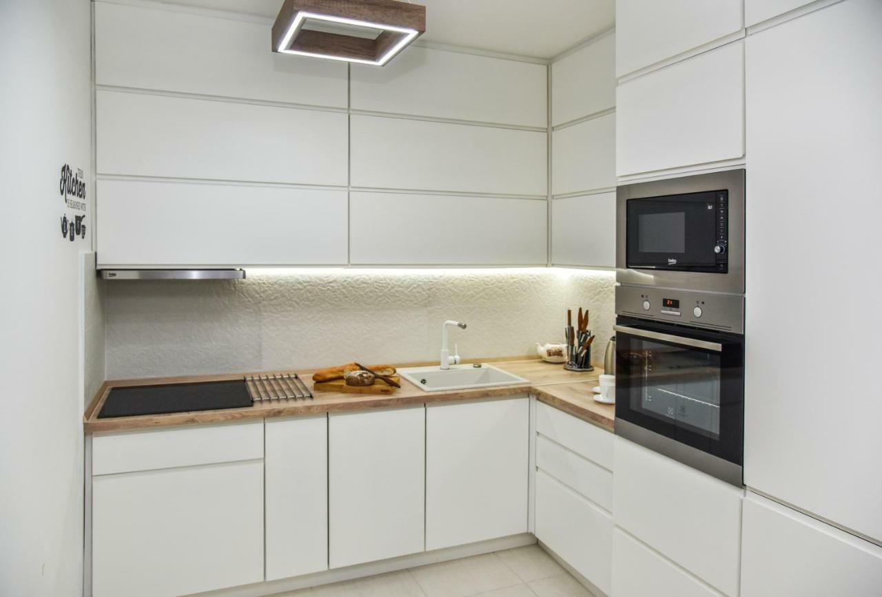 Lux Apartment Flatiron Skopje Exteriör bild
