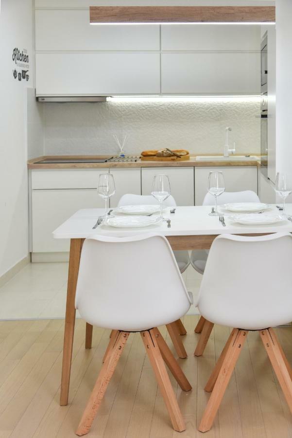 Lux Apartment Flatiron Skopje Exteriör bild